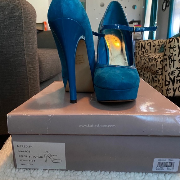 Mary Janes blue suede - Picture 3 of 4